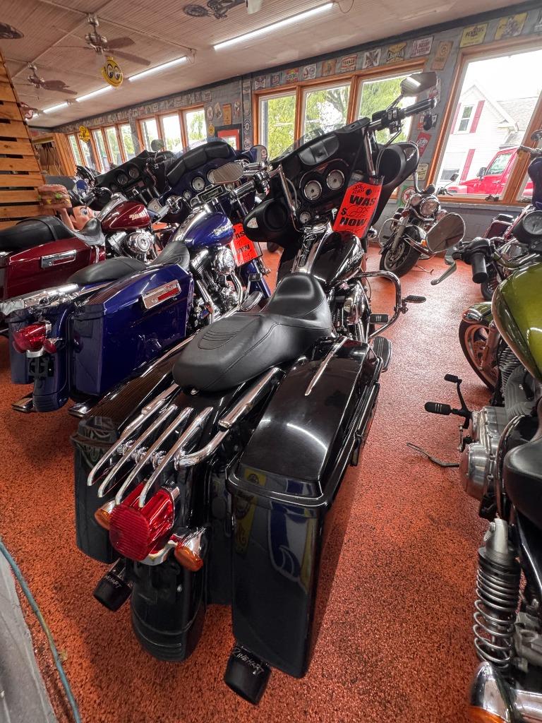 2006 Harley-davidson Street Glide - $5,603